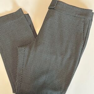 Ann Taylor Factory crop pan, size 10P